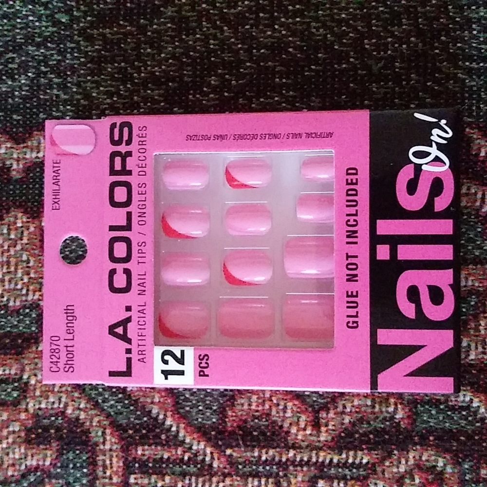 L.A. Colors Press On Nails